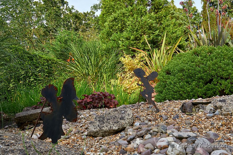 0714_GH4_1030029-32 Blend.jpg - Fairies at the bottom of our garden - a focus blending test